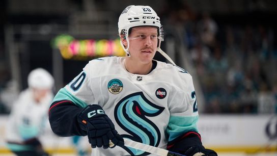 Rangers agree to terms with F Eeli Tolvanen on 1-year deal (NHL)