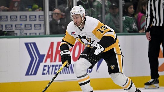F Kevin Hayes retires after 805 games with 5 teams (NHL). Photo by Jerome Miron