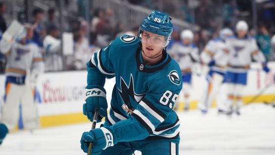 Oilers sign D Shakir Mukhamadullin to 2-year extension (NHL)