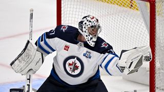 Jets star G Connor Hellebuyck confirms trade request (NHL). Photo by Jerome Miron-Imagn Images