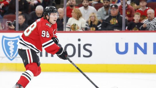 Blackhawks' Connor Bedard out 4 months after shoulder surgery (NHL). Photo by Kamil Krzaczynski-Imagn Images