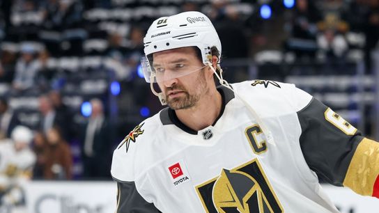 Vegas captain Mark Stone signs 2-year, $18M extension (NHL)