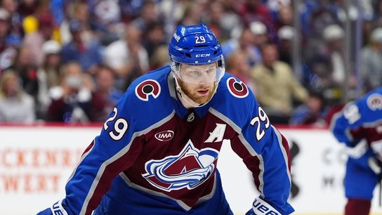NHL power rankings: Avs, Canes lead strong pack of Cup hopefuls (NHL). Photo by Ron Chenoy
