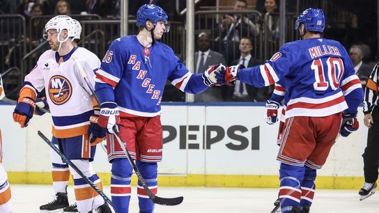Great goalie matchup expected as Rangers open at home vs. Lightning   (NHL). Photo by Wendell Cruz