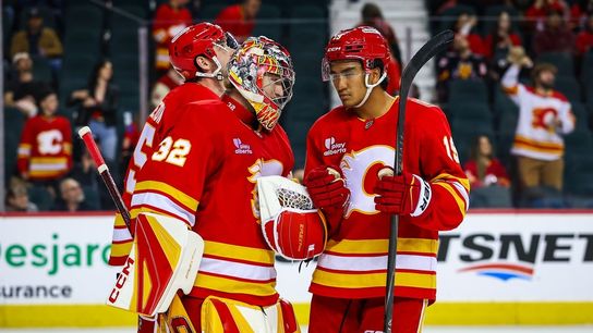 Flames face Kraken, out to ride wave of last home opener at Saddledome (NHL). Photo by Sergei Belski