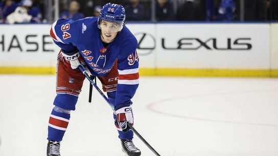 Rangers score three times in third period to beat Mammoth for first time at Madison Square Garden (NHL)