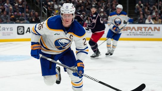 Sabres welcome struggling Blackhawks for home opener (NHL)