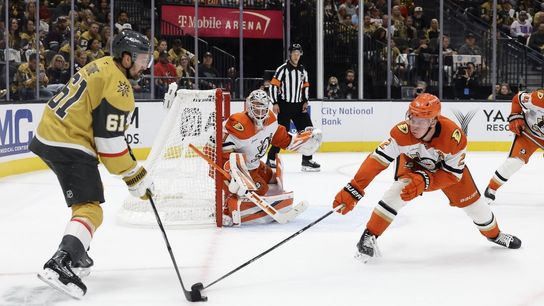 Golden Knights embrace life on road, take aim at Canucks (NHL)