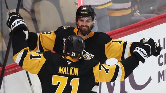 NHL roundup: Penguins cede 4-goal lead, sink Canadiens in OT (NHL). Photo by Charles LeClaire