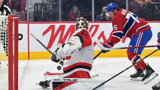 Hurricanes outlast Canadiens in high-scoring affair (NHL)