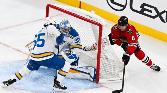 Blackhawks take down Blues to post first win of season (NHL). Photo by Matt Marton
