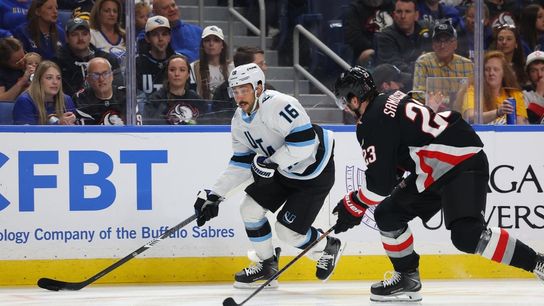 Mammoth power play regains form in win over Sabres (NHL). Photo by Timothy T. Ludwig