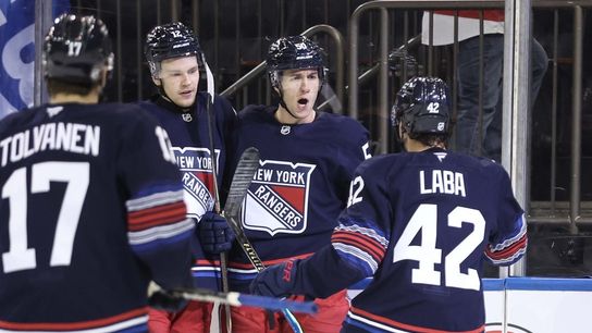 Rangers eager to keep their home spotless as they welcome Lightning (NHL). Photo by Wendell Cruz