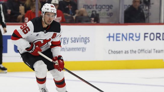 Jack Hughes scores in OT to lift Devils past Red Wings (NHL)