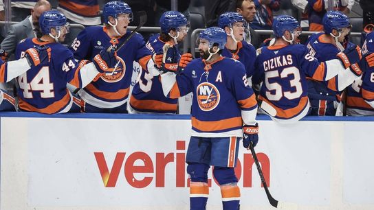 Kyle Palmieri nets pair as Islanders keep Canucks reeling (NHL). Photo by Wendell Cruz