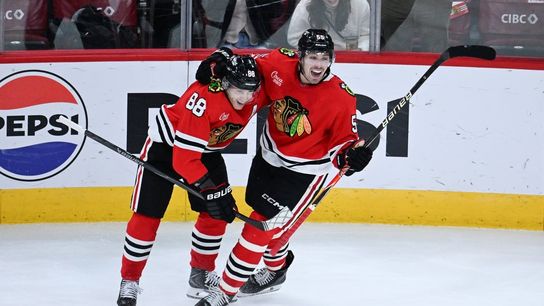 Connor Bedard, Blackhawks eye third straight home win vs. Stars (NHL). Photo by Matt Marton