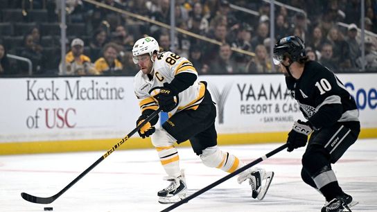 Bruins stay hot, continue Kings' winless start to season (NHL). Photo by Griffin Hooper