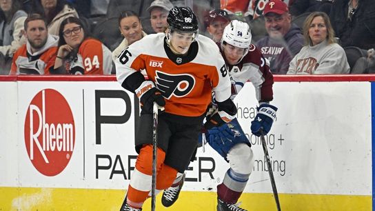 Matvei Michkov tallies twice versus Avs as Flyers win second straight (NHL). Photo by Eric Hartline