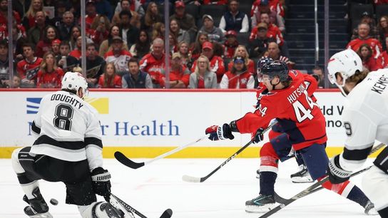 Star forwards shine as Kings collect first win over Caps (NHL). Photo by Geoff Burke