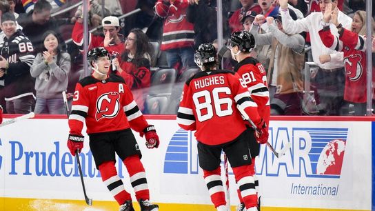 Devils limit Kings to 13 shots, register third consecutive win  (NHL)