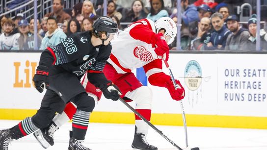 Kraken squander 3-goal edge, emerge with shootout win over Red Wings (NHL). Photo by Joe Nicholson