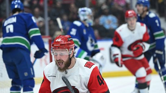 Oilers, Hurricanes bring high-powered offenses into clash (NHL). Photo by Simon Fearn