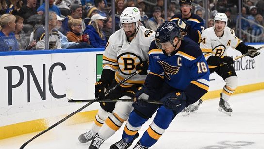 Joel Hofer's 31 saves lead Blues to convincing win over Bruins (NHL)